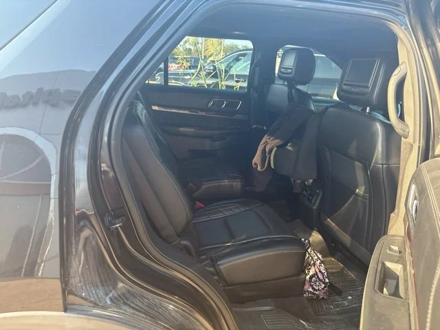 Used 2017 Black Ford Platinum image 5