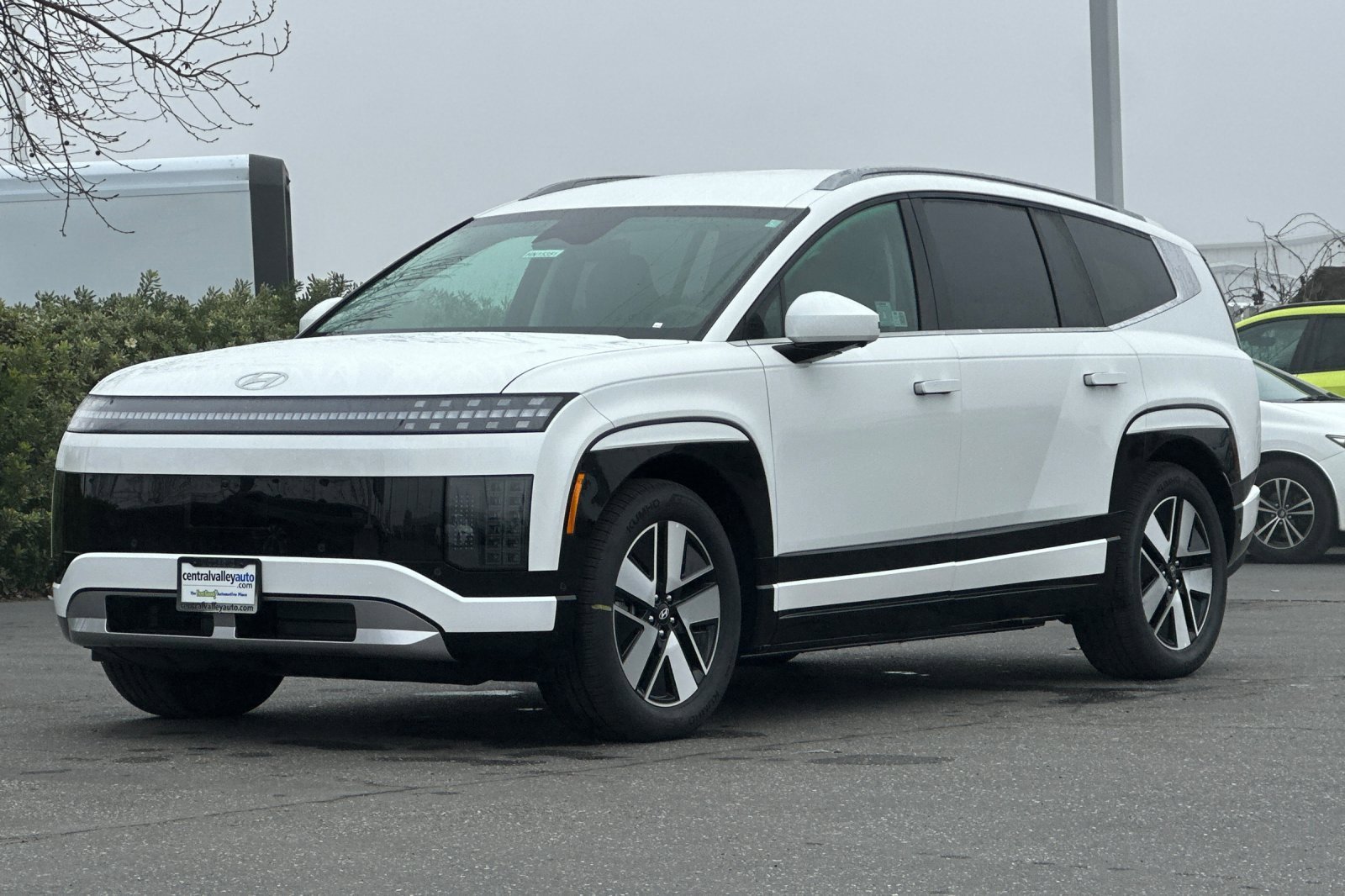 New 2026 Snow White Pearl Hyundai SEL image 38