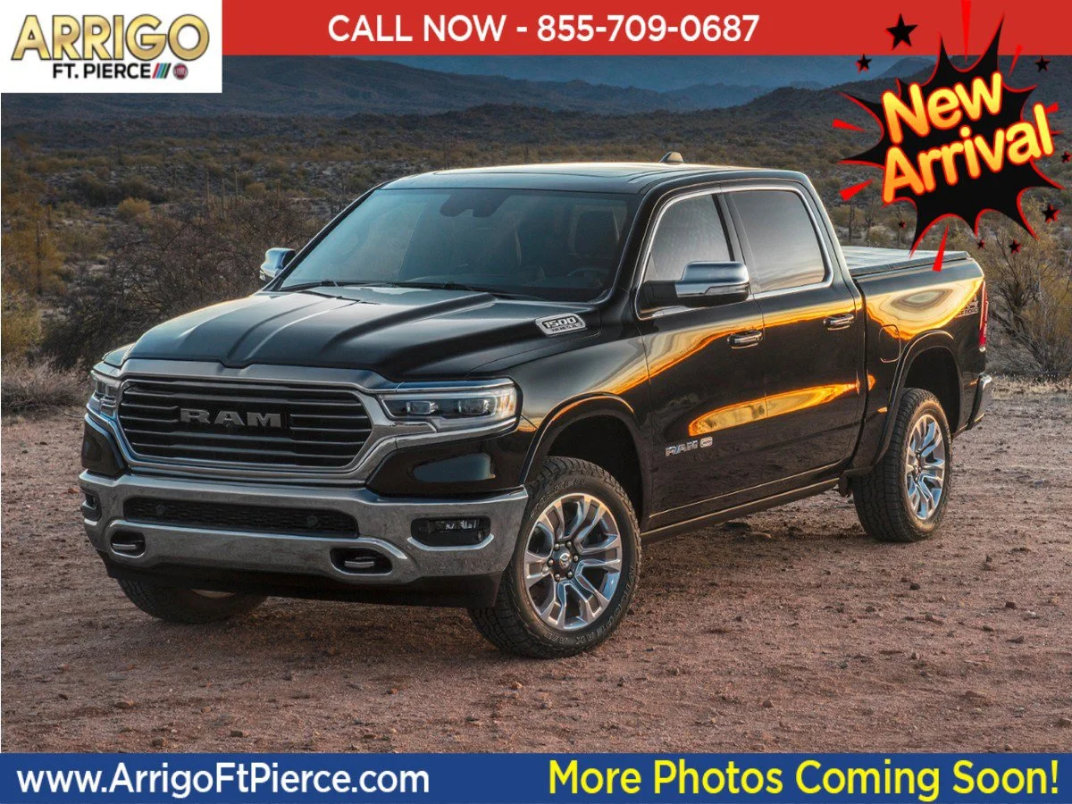 2023 RAM 1500 Big Horn/Lone Star 4x4 Crew Cab 5'7's photo