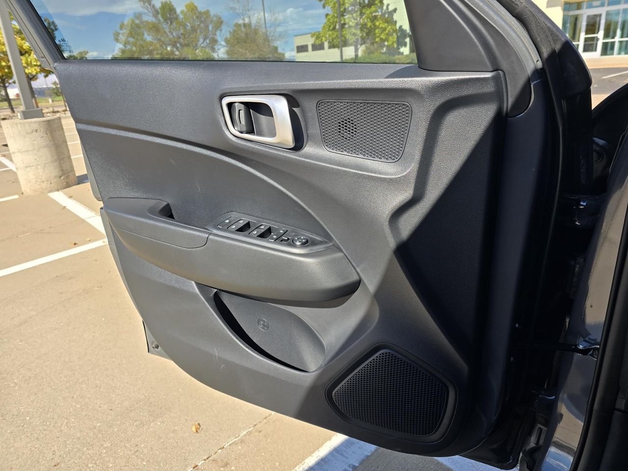 New 2026 Ecotronic Gray Hyundai SE image 17