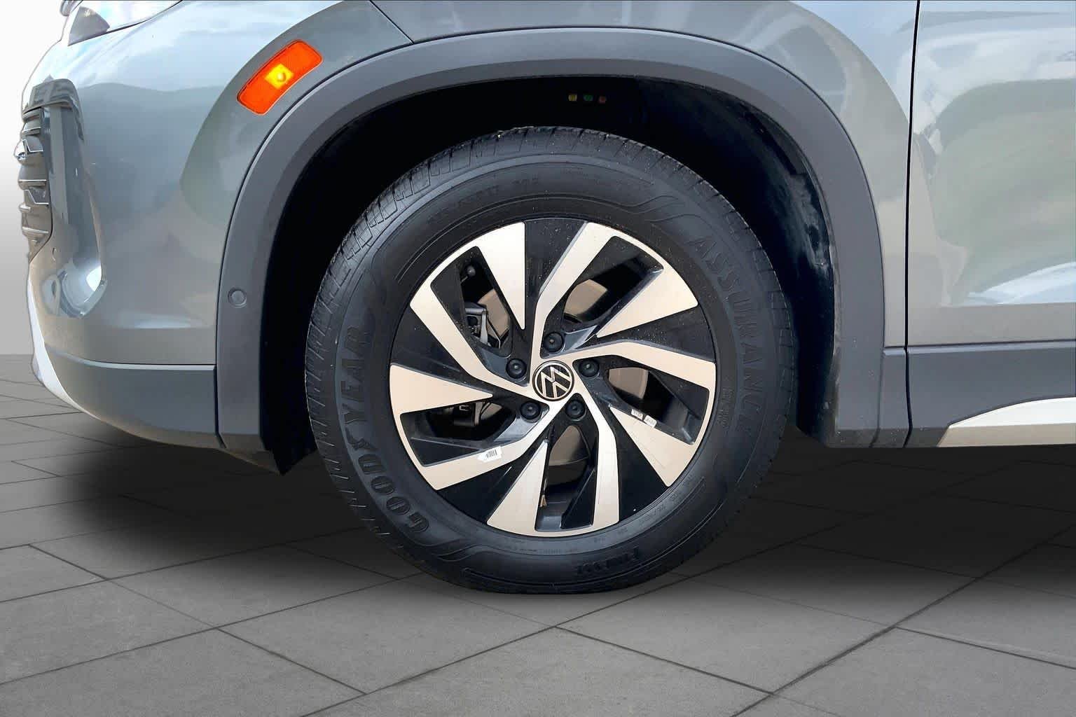 Used 2026 Platinum Gray Metallic Volkswagen S image 10