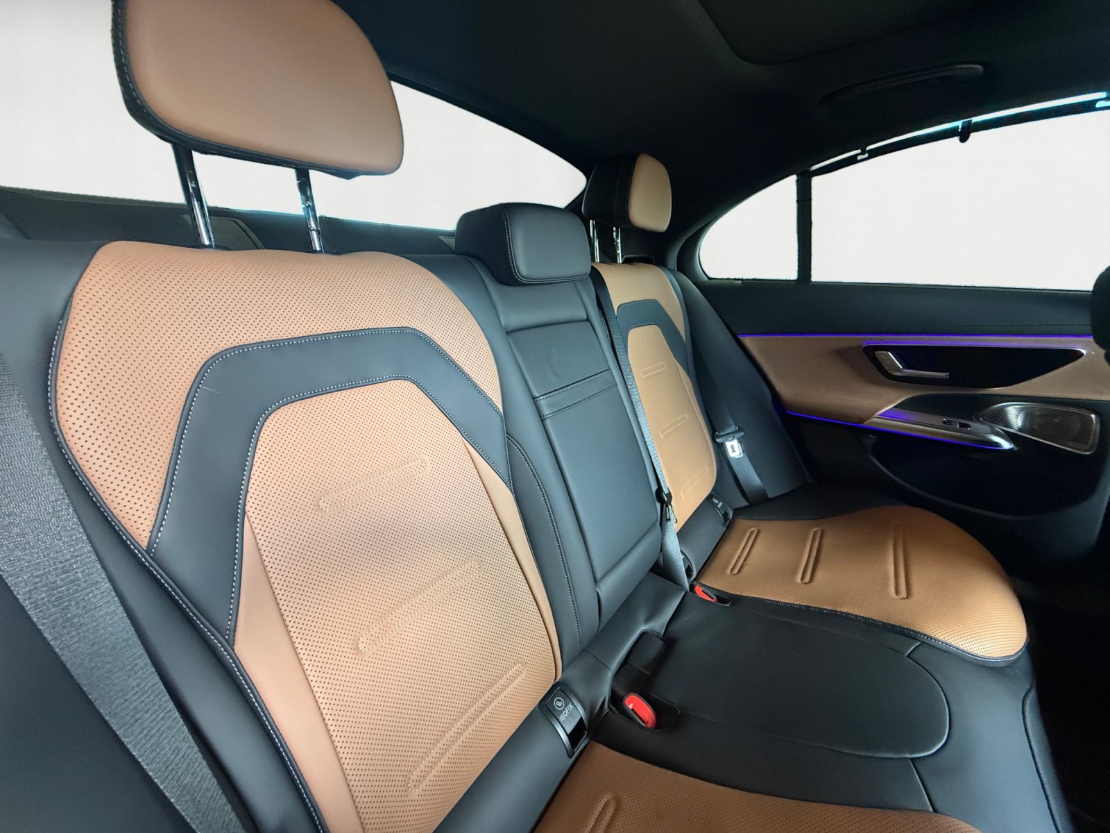 Used 2026 Obsidian Black Metallic Mercedes-Benz AMG® E 53 E image 18