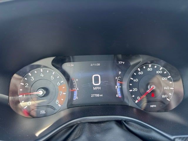 Used 2025 Silver Zynith Jeep Latitude image 16