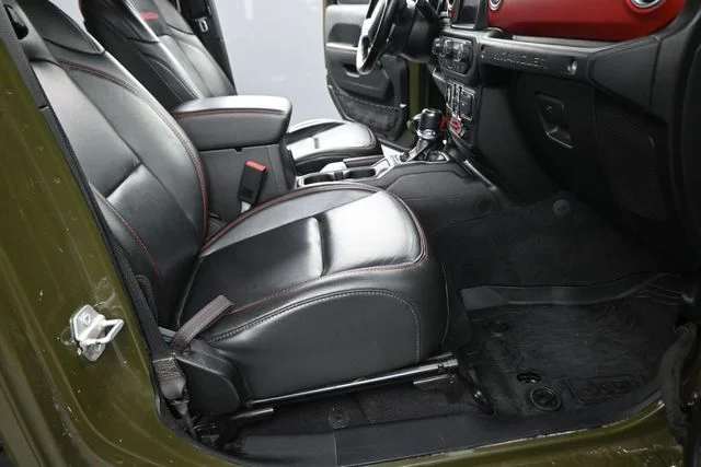 Used 2021 Green Jeep Unlimited Rubicon image 23