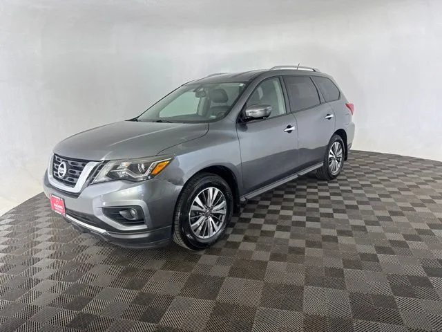Used 2017 Gray Nissan SL image 3