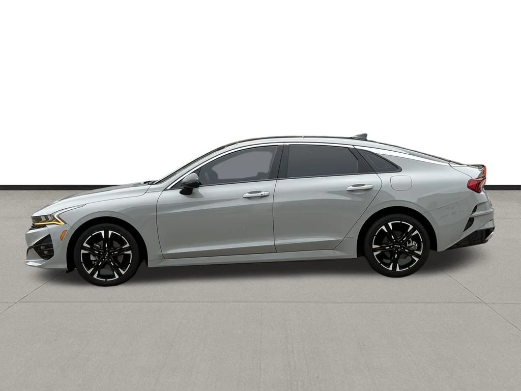 Used 2024 Wolf Gray Kia GT-Line image 8