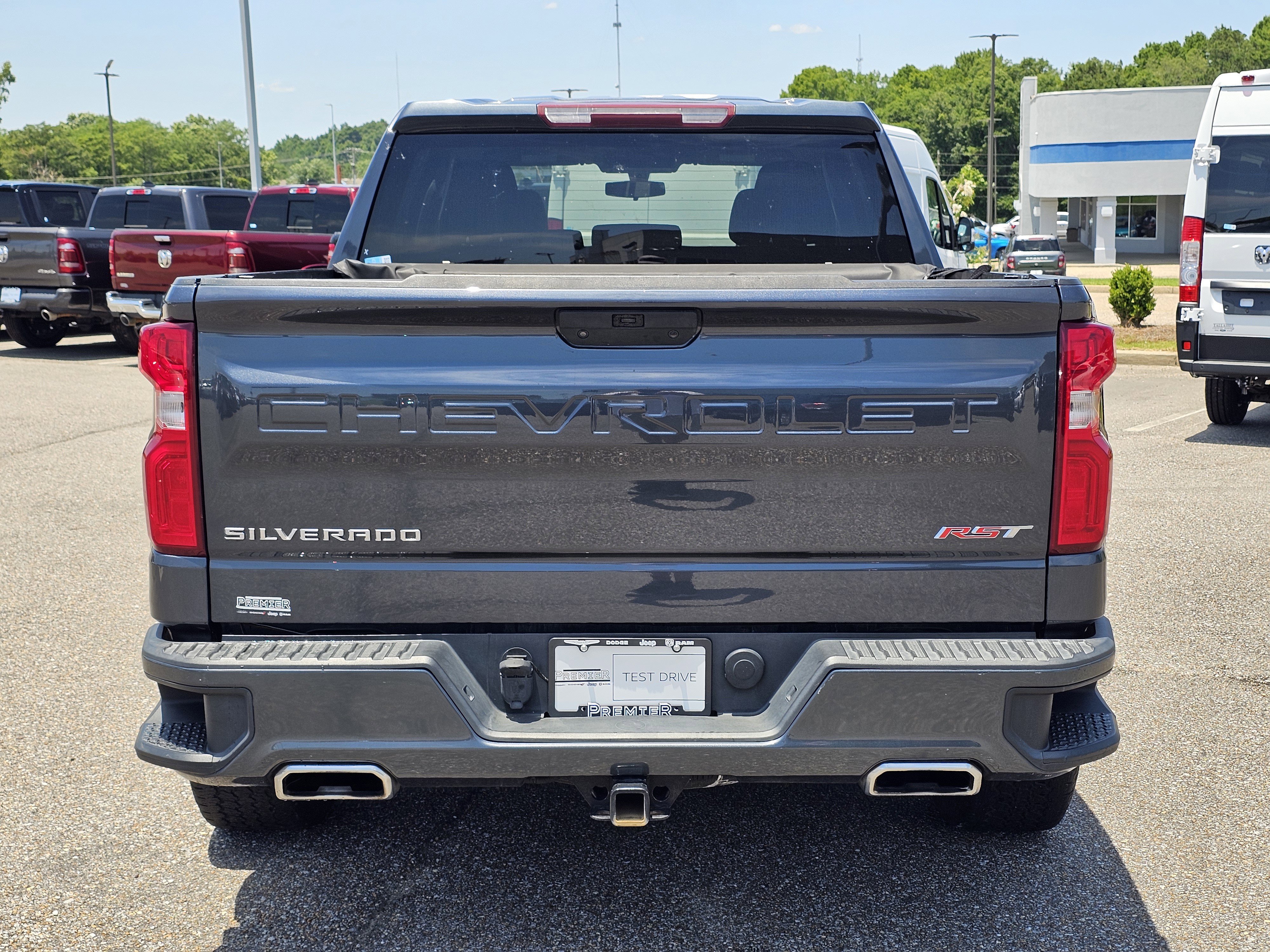2021 Chevrolet Silverado 1500 RST - Photo 11