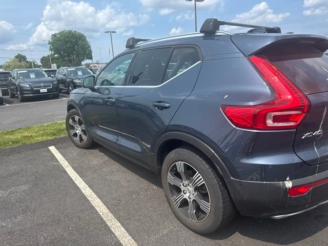 Used 2019 Blue Volvo T5 Inscription image 4