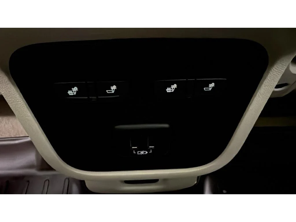 Certified Used 2023 White Frost Tricoat GMC Denali image 36