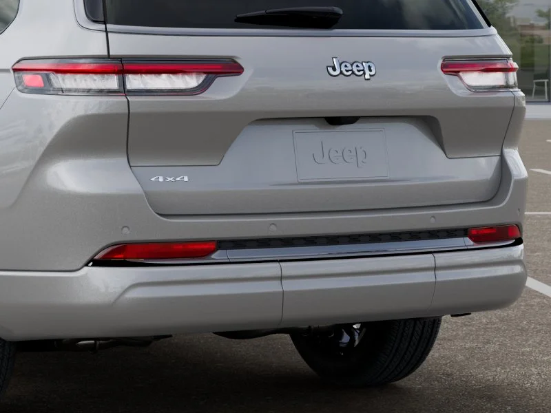 New 2026 Silver Zynith Jeep Limited Reserve image 39