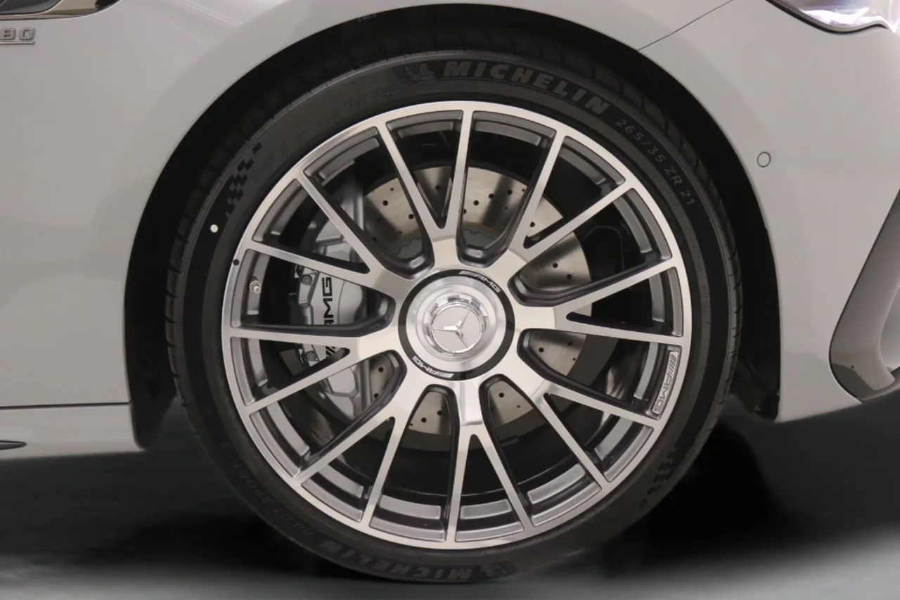 New 2026 MANUFAKTUR Alpine Grey Mercedes-Benz E 53 AMG® 4MATIC® image 10