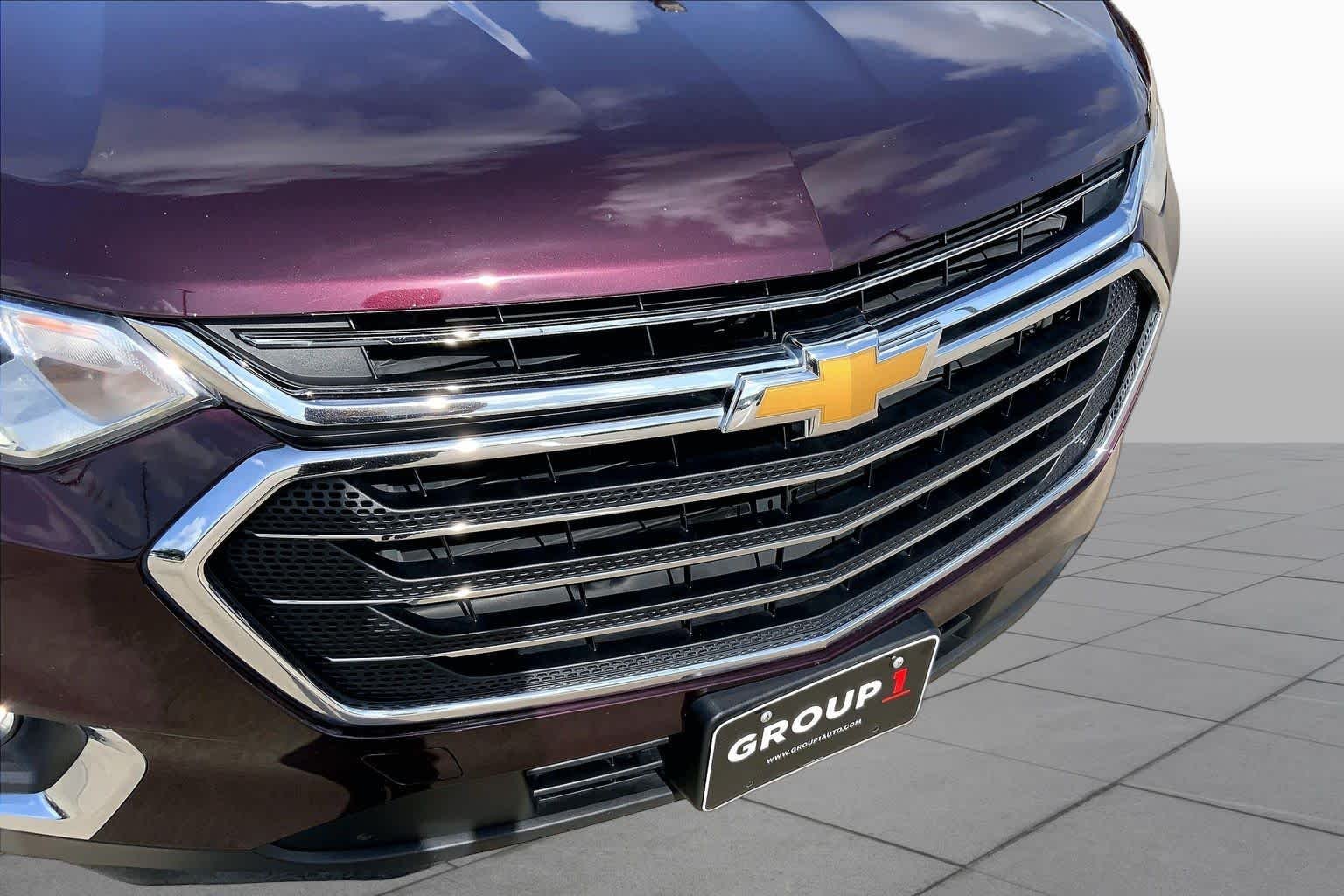 Used 2018 Black Currant Metallic Chevrolet LT Cloth image 29