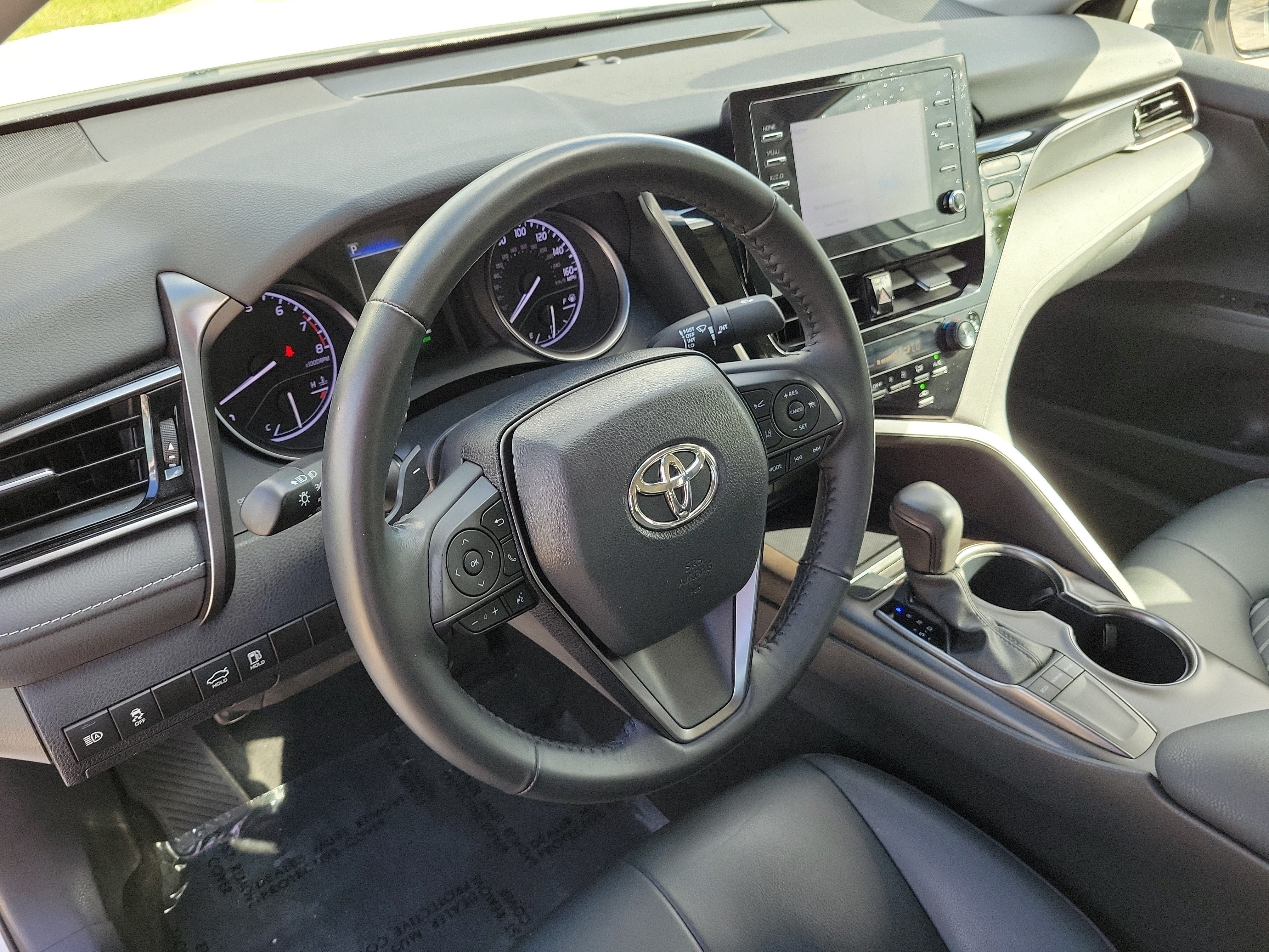 Certified Used 2024 Ice Toyota SE image 22