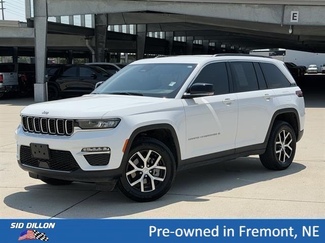 Used 2024 Bright White Clearcoat Jeep Limited image 1