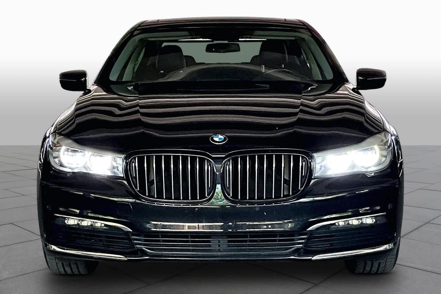 Used 2018 Black Sapphire Metallic BMW 740i image 3