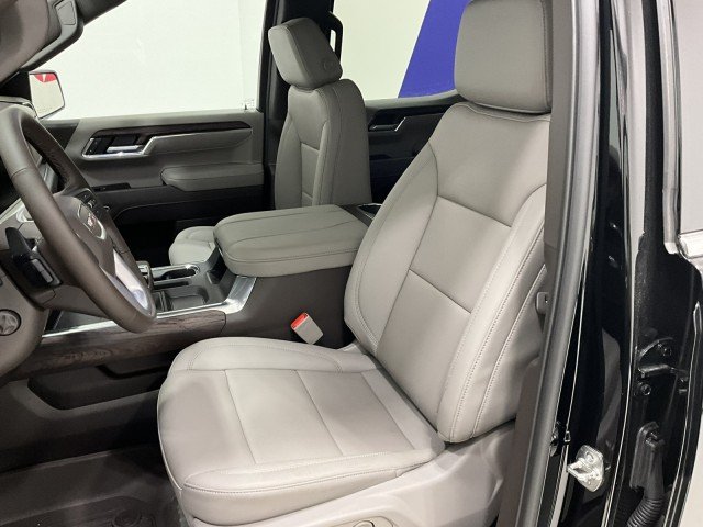 2026 GMC Sierra 1500 SLT - Photo 19