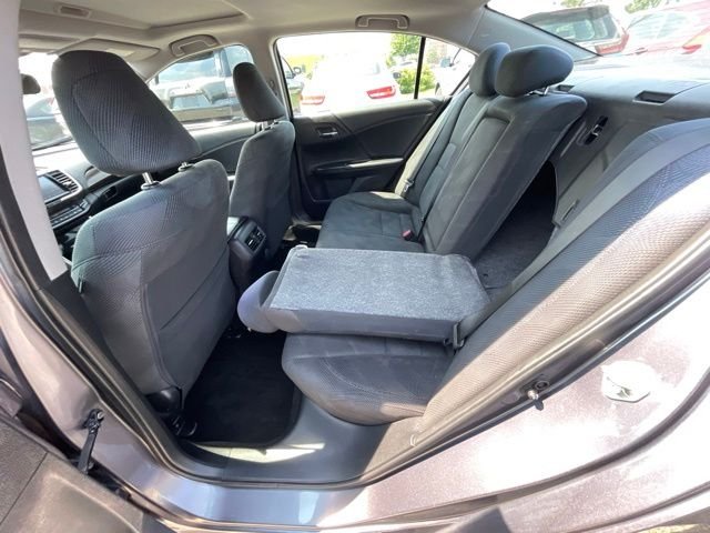2017 Honda Accord EX - Photo 33