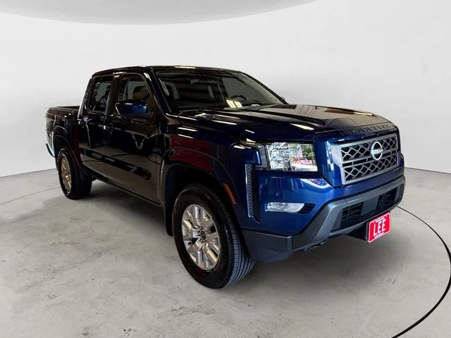 Used 2023 Blue Nissan SV image 8