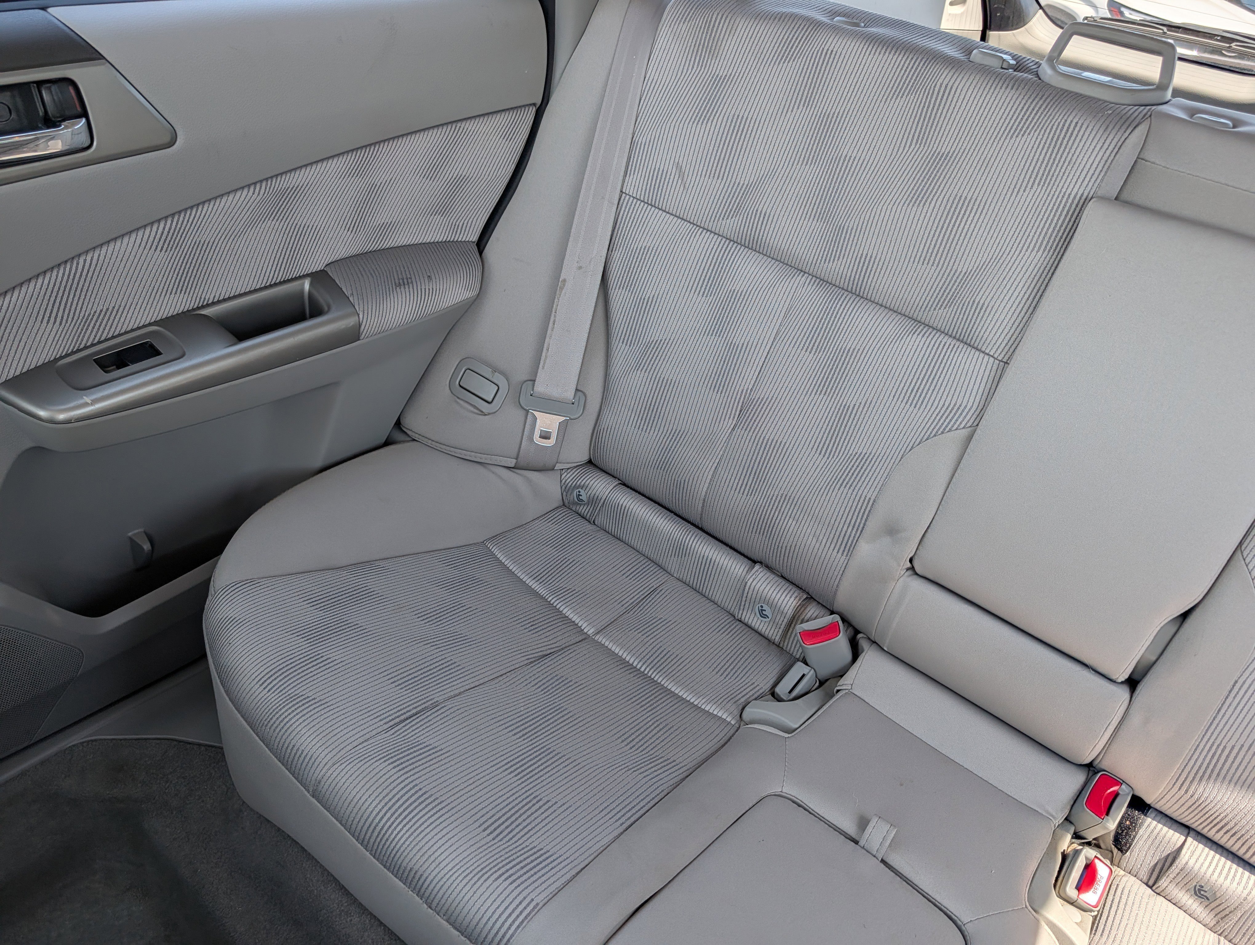 Used 2010 Camellia Red Pearl Subaru 2.5X Premium image 12