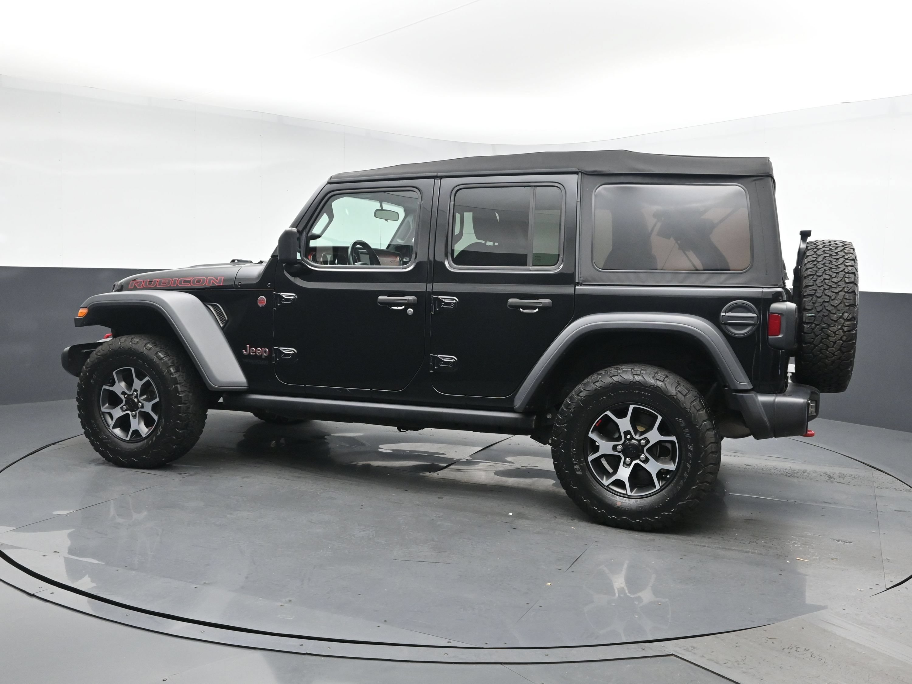Used 2021 Black Clearcoat Jeep Unlimited Rubicon image 4