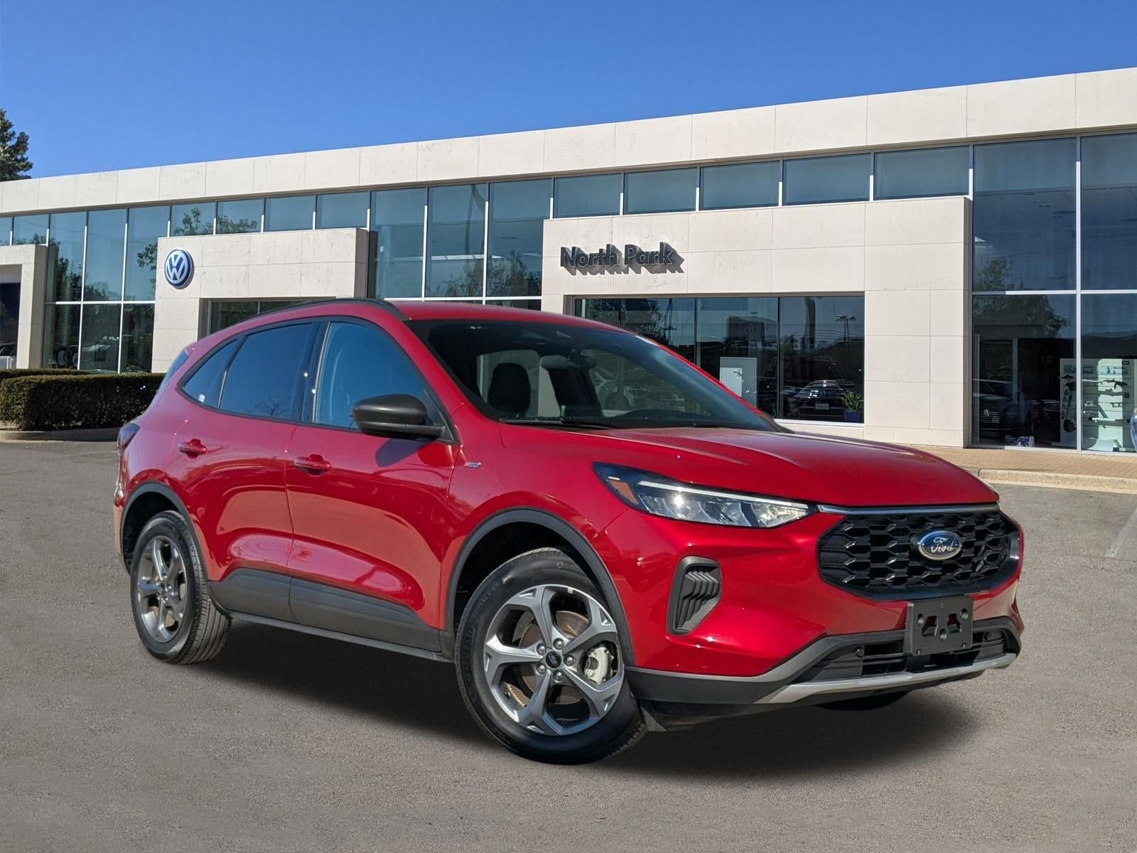 2025 Ford Escape ST-Line AWD's photo