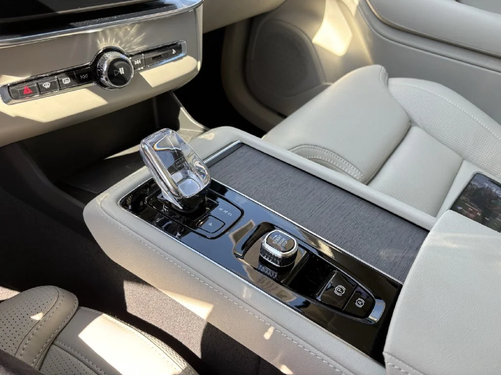 2026 Volvo XC90 Ultra - Photo 21