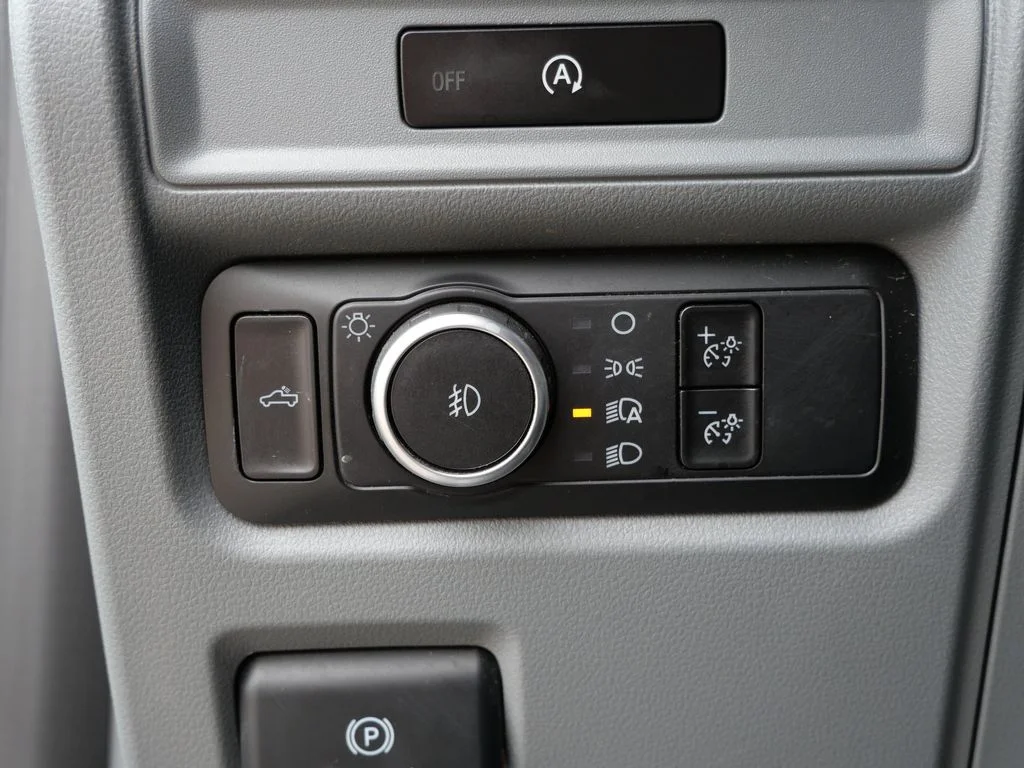 Certified Used 2025 White Ford XLT image 19