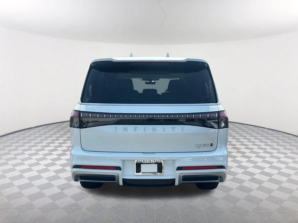 New 2027 RADIANT WHITE INFINITI Luxe 4WD image 6