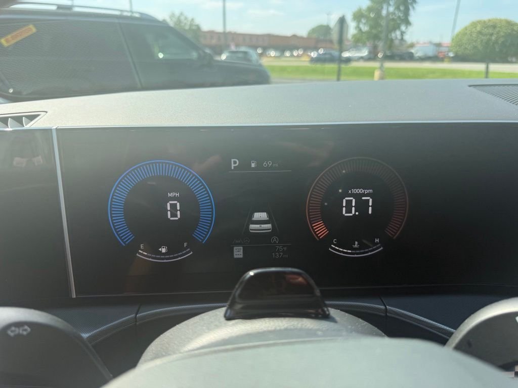 New 2027 Blue Hyundai SEL AWD image 11