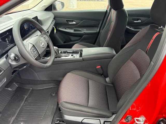 New 2026 Energetic Ember / Super Black Two-tone Nissan SR image 12