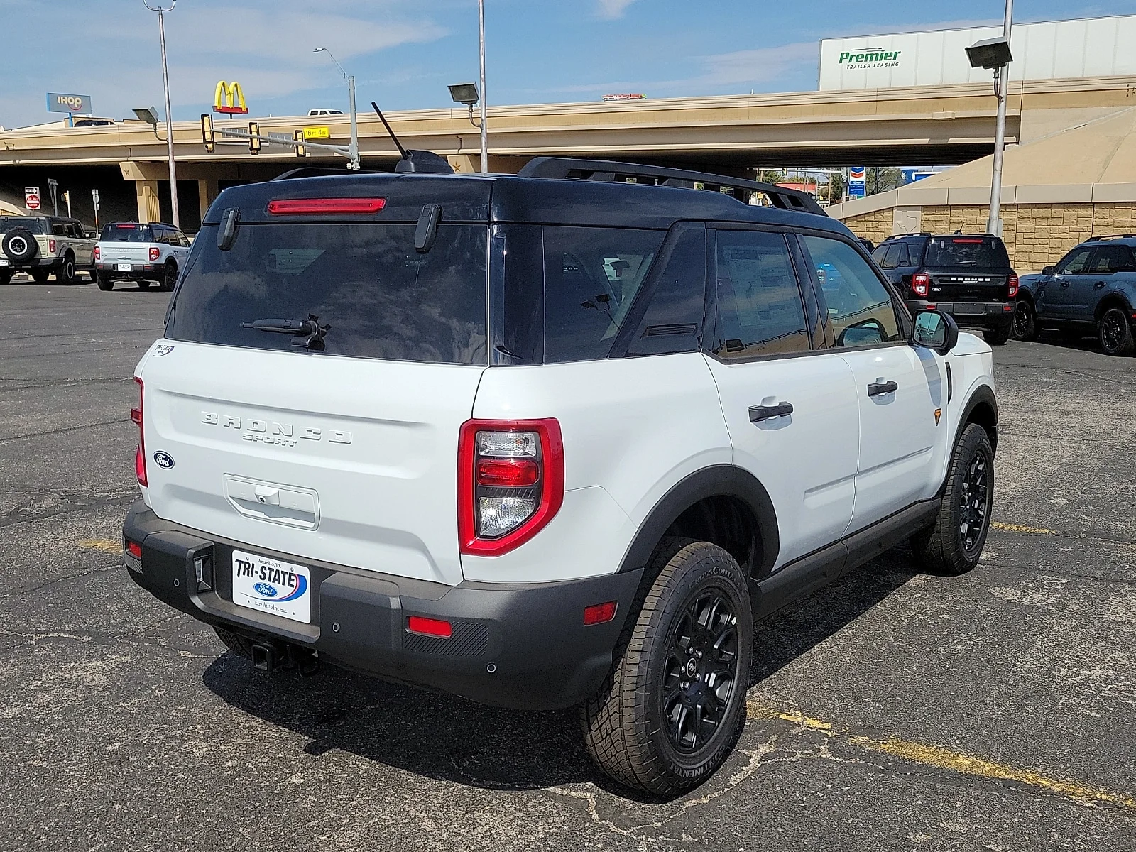 New 2026 Oxford White Ford Badlands&reg; image 4