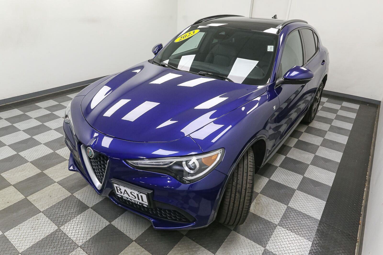 Used 2023 Anodized Blue Metallic Alfa Romeo Ti image 6