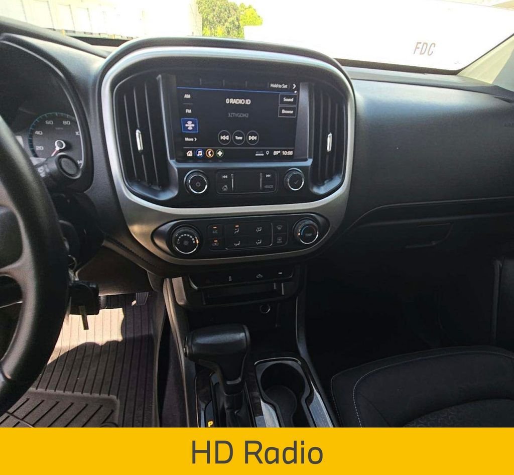 Used 2019 White GMC SLE1 image 8