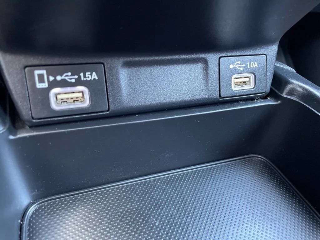 Used 2021 White Honda EX image 22