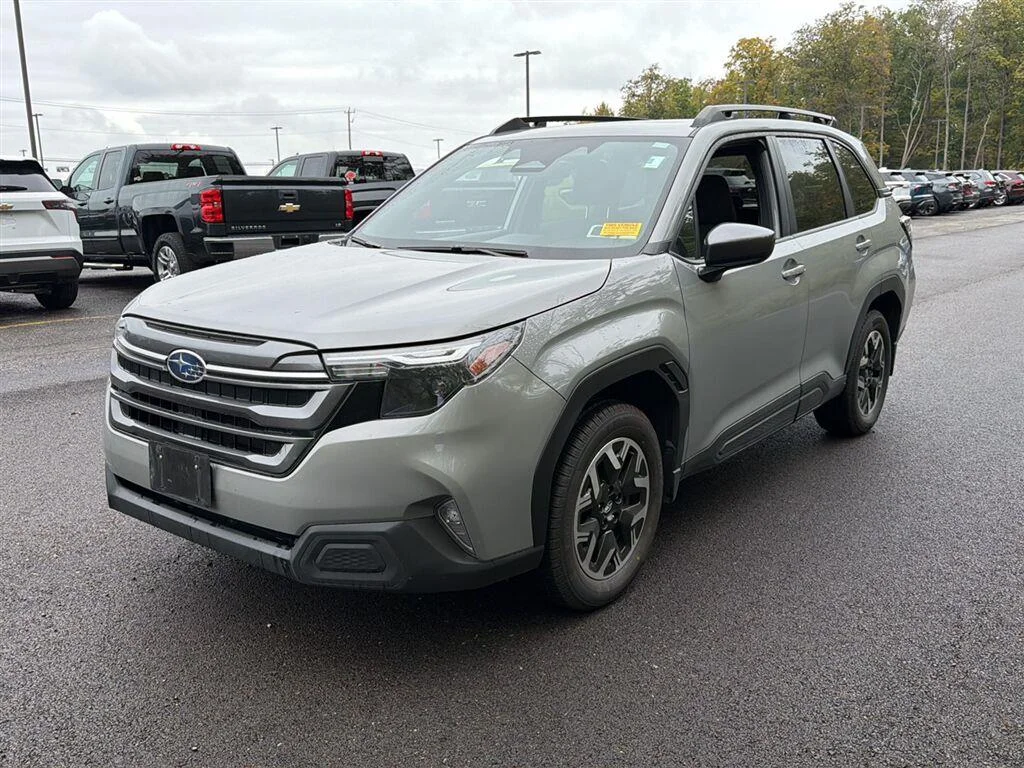 Used 2025 River Rock Pearl Subaru Premium image 12