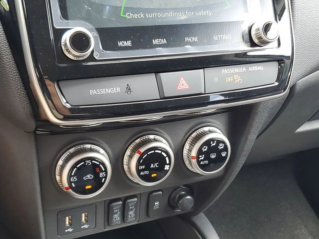 New 2026 Black Mitsubishi 2.0 SE image 29