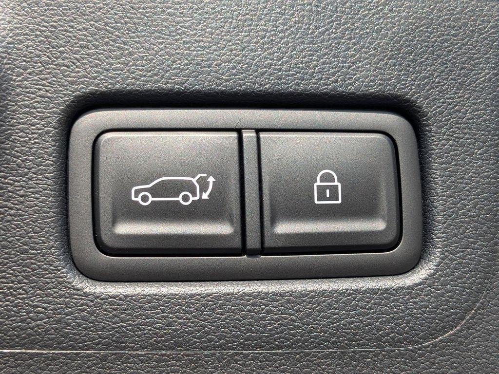 2026 Hyundai Santa Fe SE - Photo 14