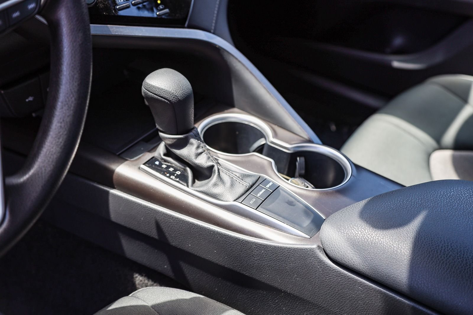 Certified Used 2024 Ice Toyota LE image 19