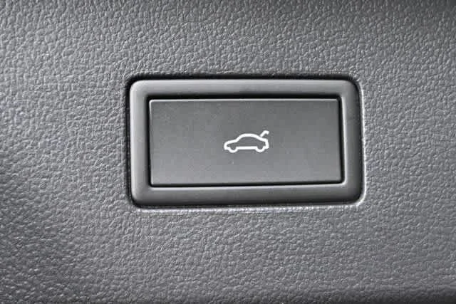 New 2026 Pure Gray Volkswagen 2.0T Peak Edition image 16