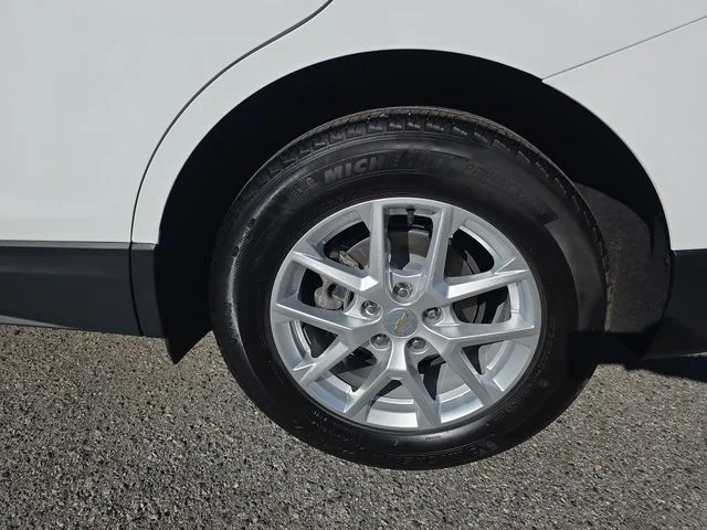 Used 2024 White Chevrolet LT image 34