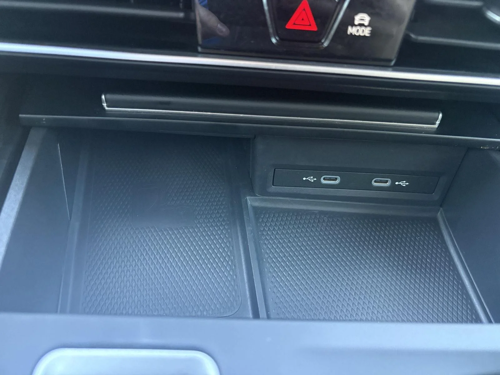 Used 2024  Volkswagen 2.0T SE image 21