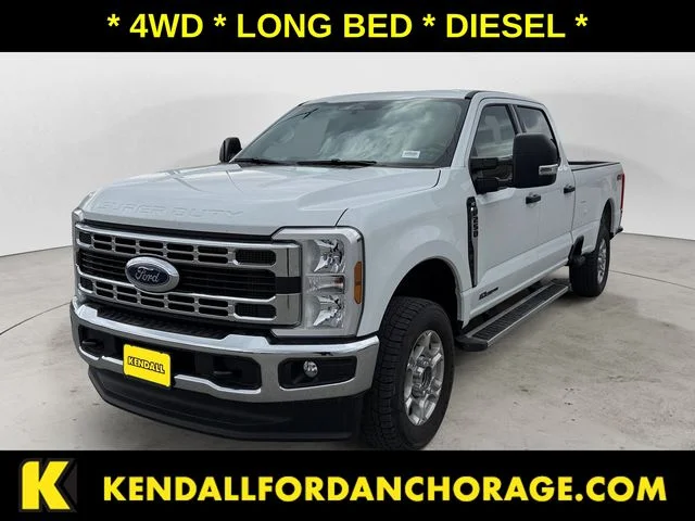 Certified Pre-Owned 2025 Ford F-250SD XLT 4WD 4D Crew Cab