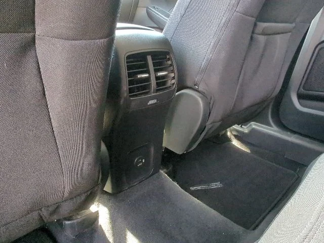 Used 2022 Blue Ford SE image 22