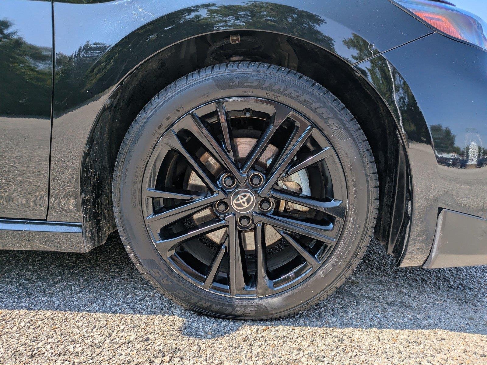 Used 2025  Toyota SE image 11