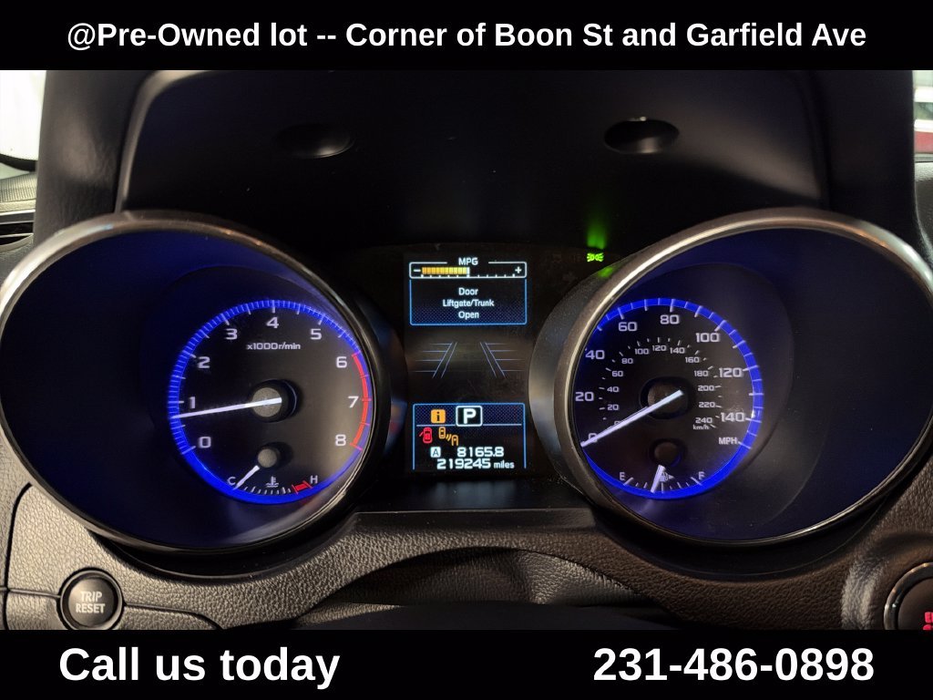 Used 2015 Silver Subaru 2.5i image 21