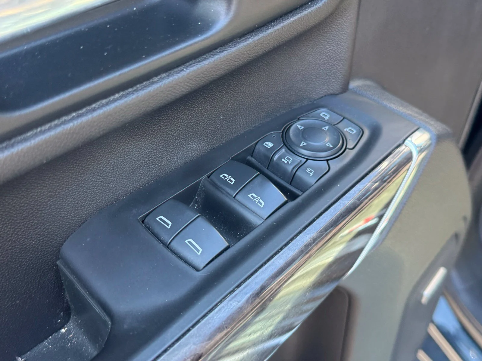 Used 2020 Gray Chevrolet LTZ image 12