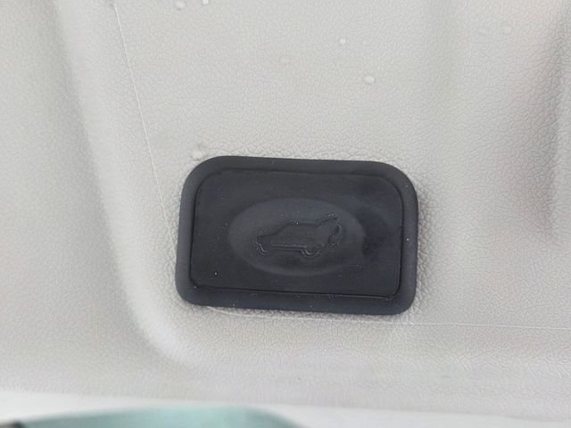 Used 2012 White Buick Leather Group image 14