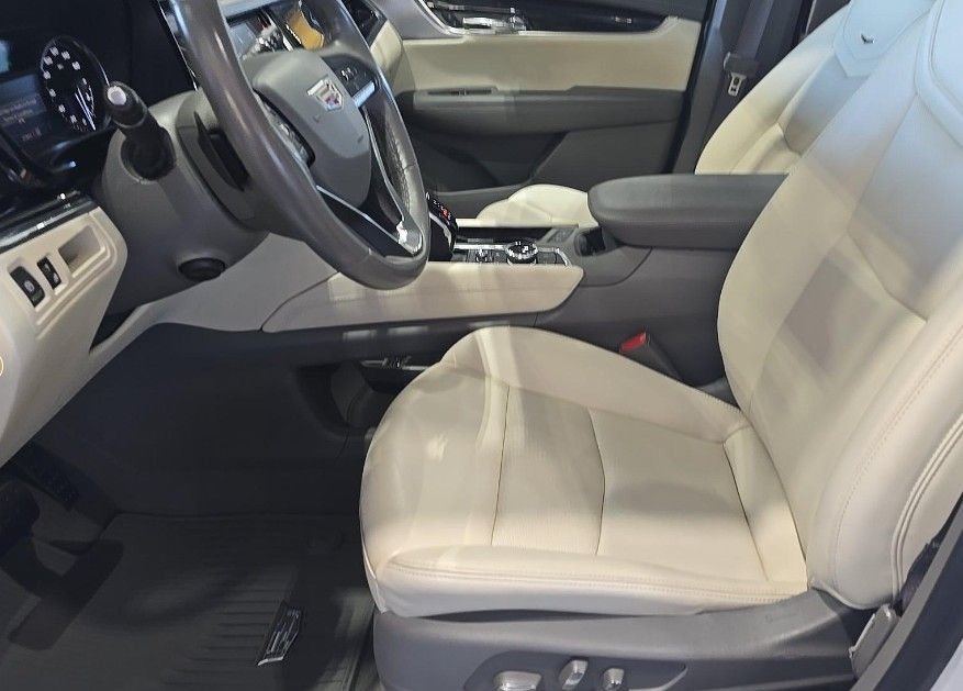 Used 2023 White Cadillac Premium Luxury image 6