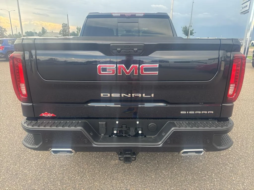 2026 GMC Sierra 1500 Denali - Photo 7