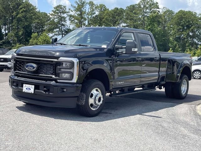 New 2026 Agate Black Metallic Ford XL image 11